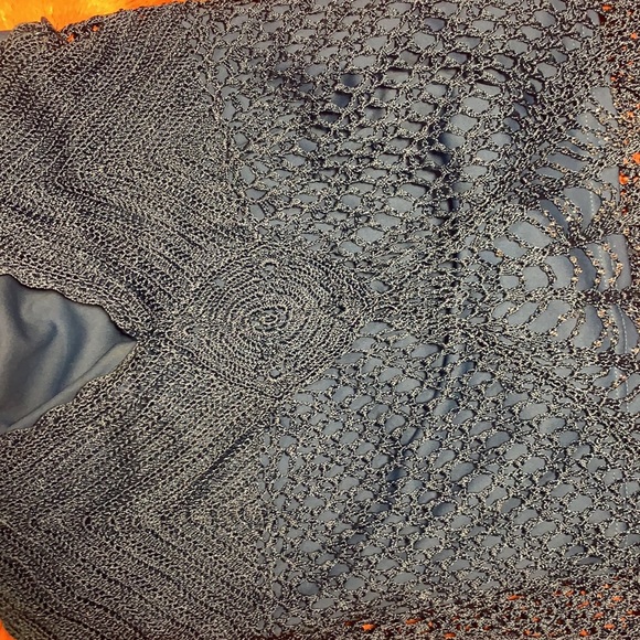 Le Chateau Crochet Style Top Blue Adjustable Straps SZ Large w/jewels - Picture 6 of 6